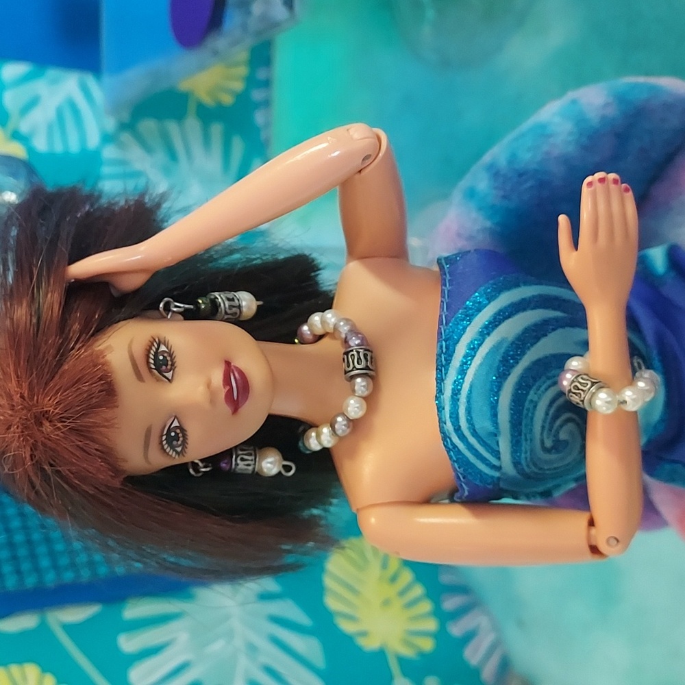 Barbie jewelry doll jewelry
